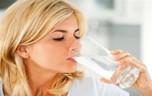 نوشیدن آب مقطر خطرناک است؟